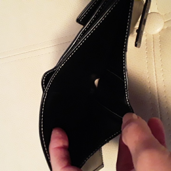 Auth GIVENCHY Compact Bi-Fold Wallet, Black/Gray - Picture 11 of 17